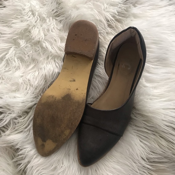 Side Cut Out Flats Size 8.5 - Picture 8 of 8